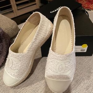 Chanel tweed espadrilles captoe white patent CC